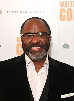 Lucian Msamati - Ator, 5 de março de 1976