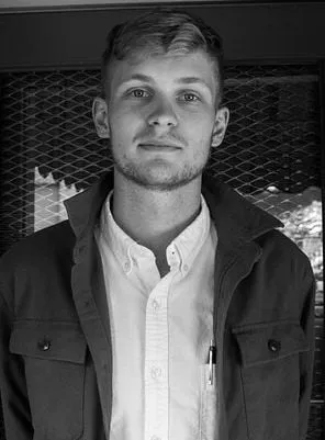 Luke Lorentzen - 24 de maio de 1990