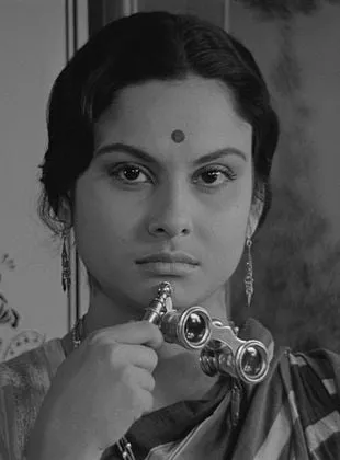 Madhabi Mukherjee - 10 de fevereiro de 1942