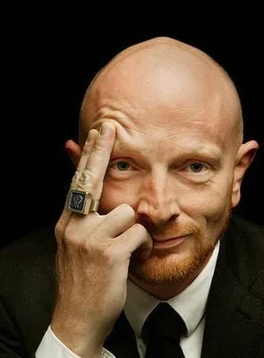 Mads Brügger - Ator, Diretor, Roteirista, 24 de junho de 1972