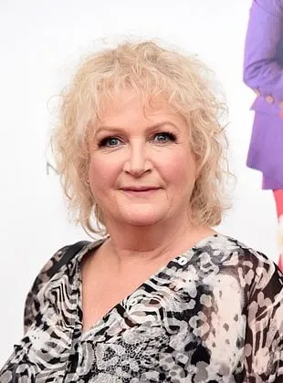 Mandie Fletcher - Diretora, Roteirista, 27 de dezembro de 1954