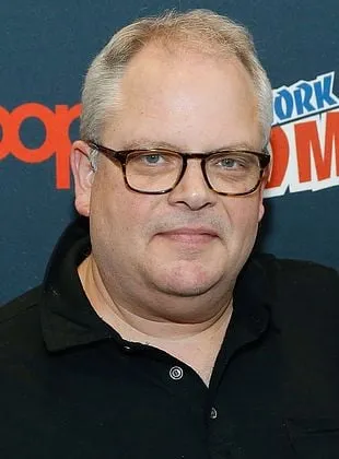 Manny Coto - Roteirista, Produtor Executivo, Criador da idéia original, 10 de junho de 1961, 9 de julho de 2023