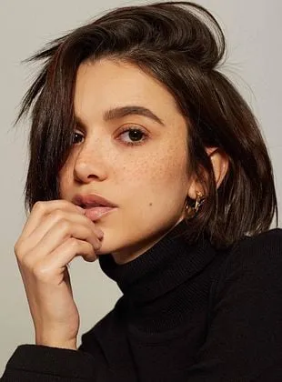 Manu Gavassi - Atriz, Roteirista, Codiretor, 14 de janeiro de 1993