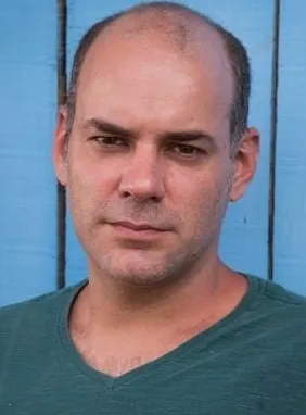 Marat Descartes - Ator, 17 de maio de 1975