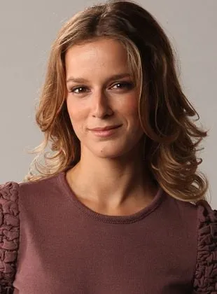 Margarida Vila-Nova - Atriz, 6 de junho de 1983