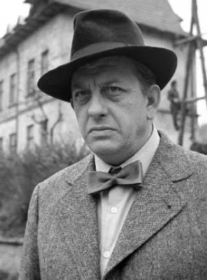 Mariusz Dmochowski - 29 de outubro de 1930, 7 de agosto de 1992