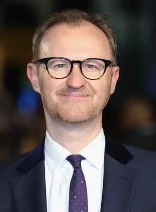Mark Gatiss - Ator, Roteirista, Produtor Executivo, 17 de outubro de 1966