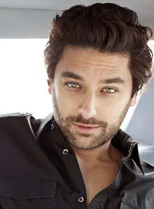 Mark Ghanimé - Ator, 1 de dezembro de 1977