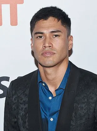 Martin Sensmeier - Ator, 27 de junho de 1985