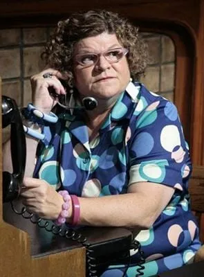 Mary Pat Gleason - Atriz, 23 de fevereiro de 1950, 2 de junho de 2020