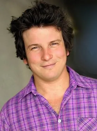 Mathew Botuchis - Ator, 28 de setembro de 1983