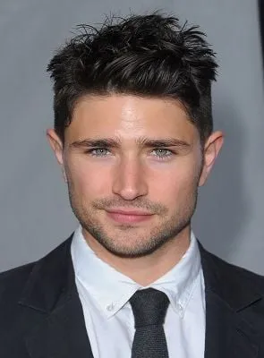 Matt Dallas - Ator, 21 de outubro de 1982