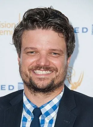 Matt L. Jones - Ator, 1 de novembro de 1981