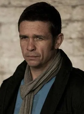 Matt Nable - Ator, Diretor, Roteirista, 8 de março de 1972