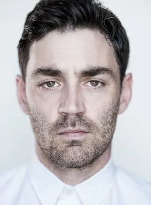 Matthew McNulty - Ator, 14 de dezembro de 1982