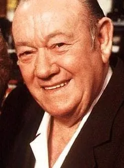 Maurie Fields - Ator, 4 de agosto de 1925, 18 de dezembro de 1995