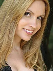 Meadow Williams - Atriz, Produtora, Produtor Executivo, 10 de fevereiro de 1966