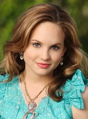 Meaghan Martin - Atriz, 17 de fevereiro de 1992
