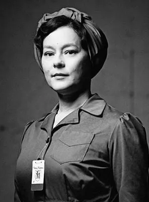 Meg Tilly - Atriz, Autor do roteiro original, 14 de fevereiro de 1960