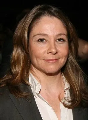 Megan Follows - Atriz, Diretora, 14 de março de 1968