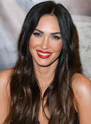 Megan Fox - Atriz, 16 de maio de 1986