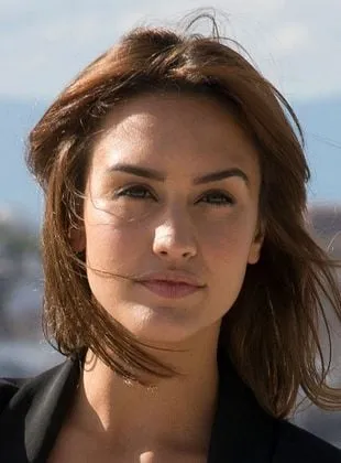 Megan Montaner - Atriz, 21 de agosto de 1987