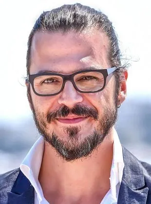 Mehmet Günsür - 8 de maio de 1975