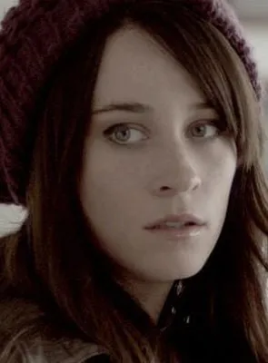 Mekenna Melvin - Atriz, 23 de janeiro de 1985