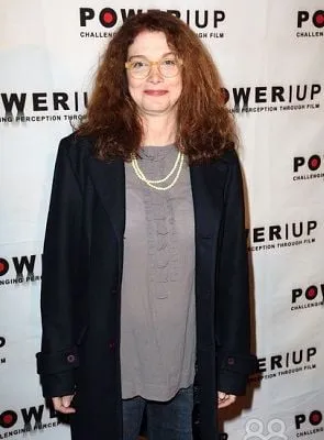 Melanie Mayron - Diretora, Atriz, 20 de outubro de 1952