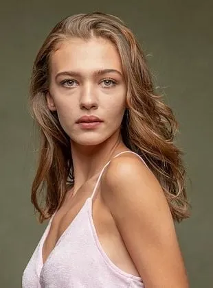 Melisa Döngel - 18 de setembro de 1999