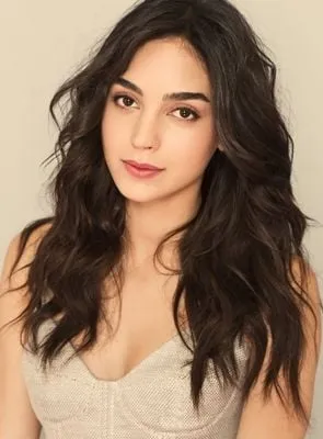 Melissa Barrera - Atriz, Produtora, 4 de julho de 1990