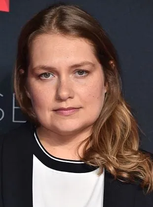 Merritt Wever - Atriz, 11 de agosto de 1980