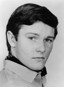 Michael Anderson Jr. - Ator, 6 de agosto de 1943