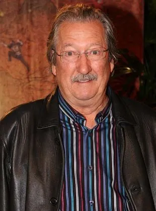 Michael Caton - 21 de julho de 1943