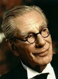 Michael Gough - Ator, 23 de novembro de 1916, 17 de março de 2011