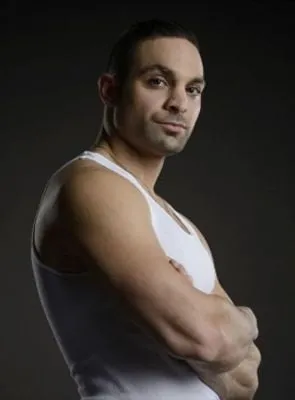 Michael Mando - Ator, 13 de julho de 1981