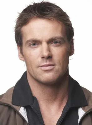 Michael Shanks (I) - Ator, Diretor, Criador da idéia original, 15 de dezembro de 1970