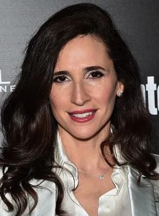Michaela Watkins - Atriz, Produtor Executivo, Criador, 14 de dezembro de 1971