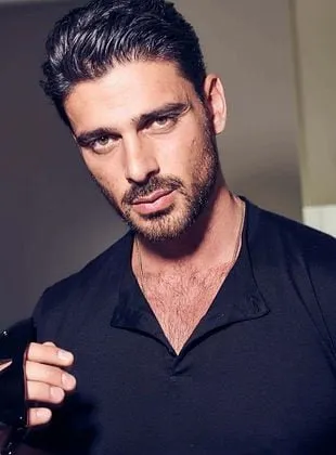 Michele Morrone - 3 de outubro de 1990