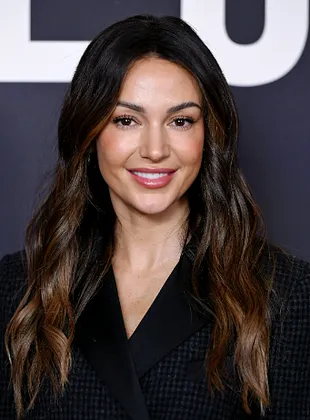 Michelle Keegan - Atriz, 3 de junho de 1987