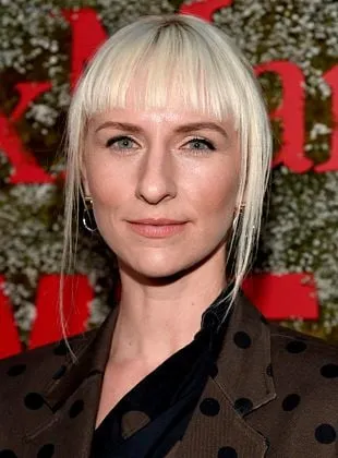 Mickey Sumner - Atriz, 19 de janeiro de 1984