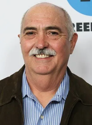 Miguel Sandoval - Ator, Diretor, Produtor Executivo, 16 de novembro de 1951