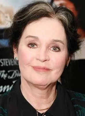 Millie Perkins - Atriz, 12 de maio de 1938