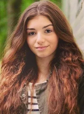 Mimi Keene - Atriz, 4 de agosto de 1998