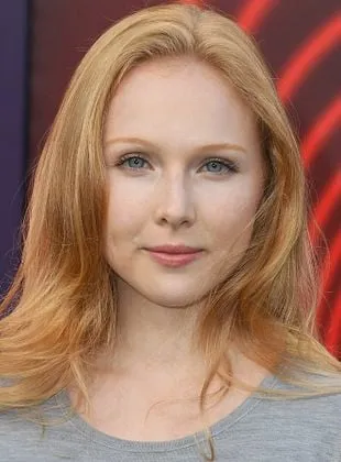 Molly C. Quinn - Atriz, Produtor Associado, 8 de outubro de 1993