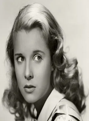 Mona Freeman - 9 de junho de 1926, 23 de maio de 2014