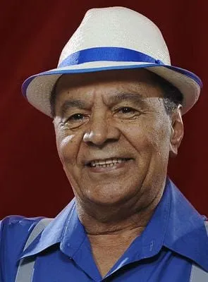 Monarco - 17 de agosto de 1933, 11 de dezembro de 2021