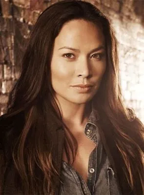 Moon Bloodgood - Atriz, 20 de setembro de 1975