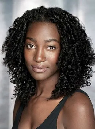 Mouna Traore - Atriz, 21 de julho de 1994