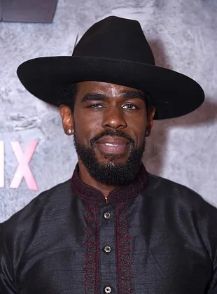 Mustafa Shakir - Ator, 21 de agosto de 1977